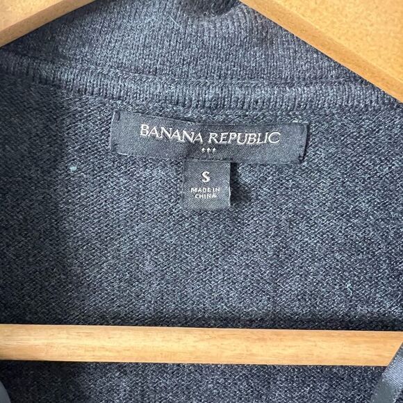 Banana Republic Cardigan - Picture 4 of 5